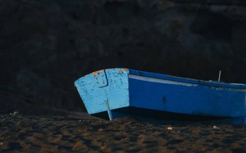 boat, beach, fishing boat, nature, stranded, sand, sunset-7850627.jpg