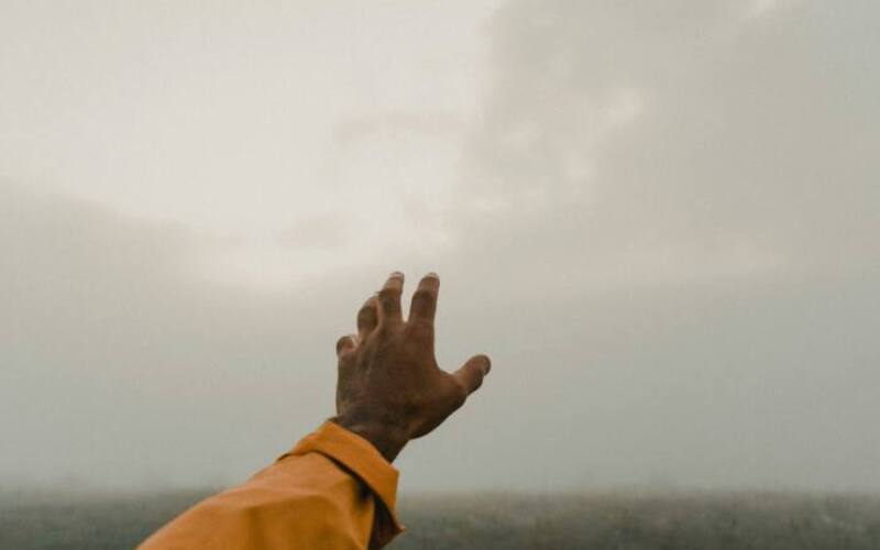 clay-banks-mgPfTU49Qws-unsplash