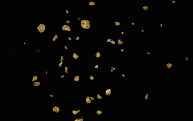 gold spangle, gold, bauble, shine, sparkle, precious, glitter, gold glitter, gold, glitter, gold glitter, gold glitter, gold glitter, gold glitter, gold glitter-3831869.jpg