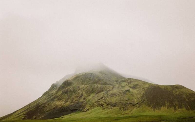 joana-abreu-ZRyisFxIvWk-unsplash