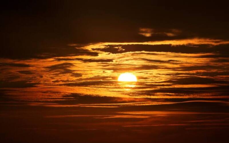 sunset, sky, clouds, orange sky, setting sun, sunrise, dusk, dawn, twilight, skyscape, nature, cloudscape, sun-656967.jpg